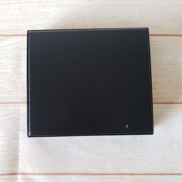 Authentic CHANEL Gift Box Small Wallet Black White Luxury Designer Felt Packing - Picture 9 of 12